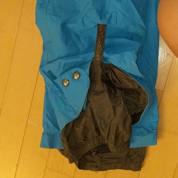 Burton snow pants XL - Picture 11 of 16